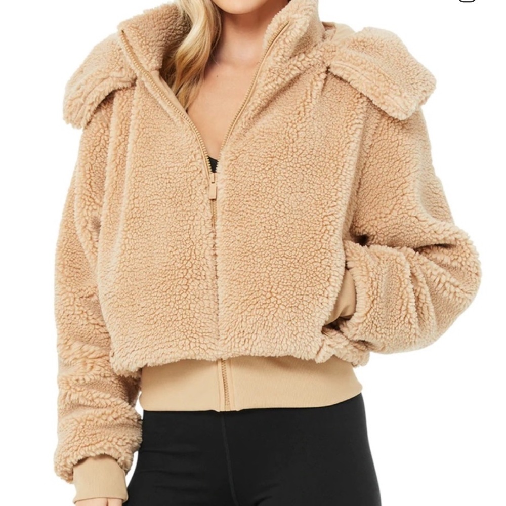 ALO Yoga Teddy Jacket - Cream